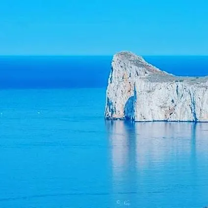 كاربونيا Casa Vacanze