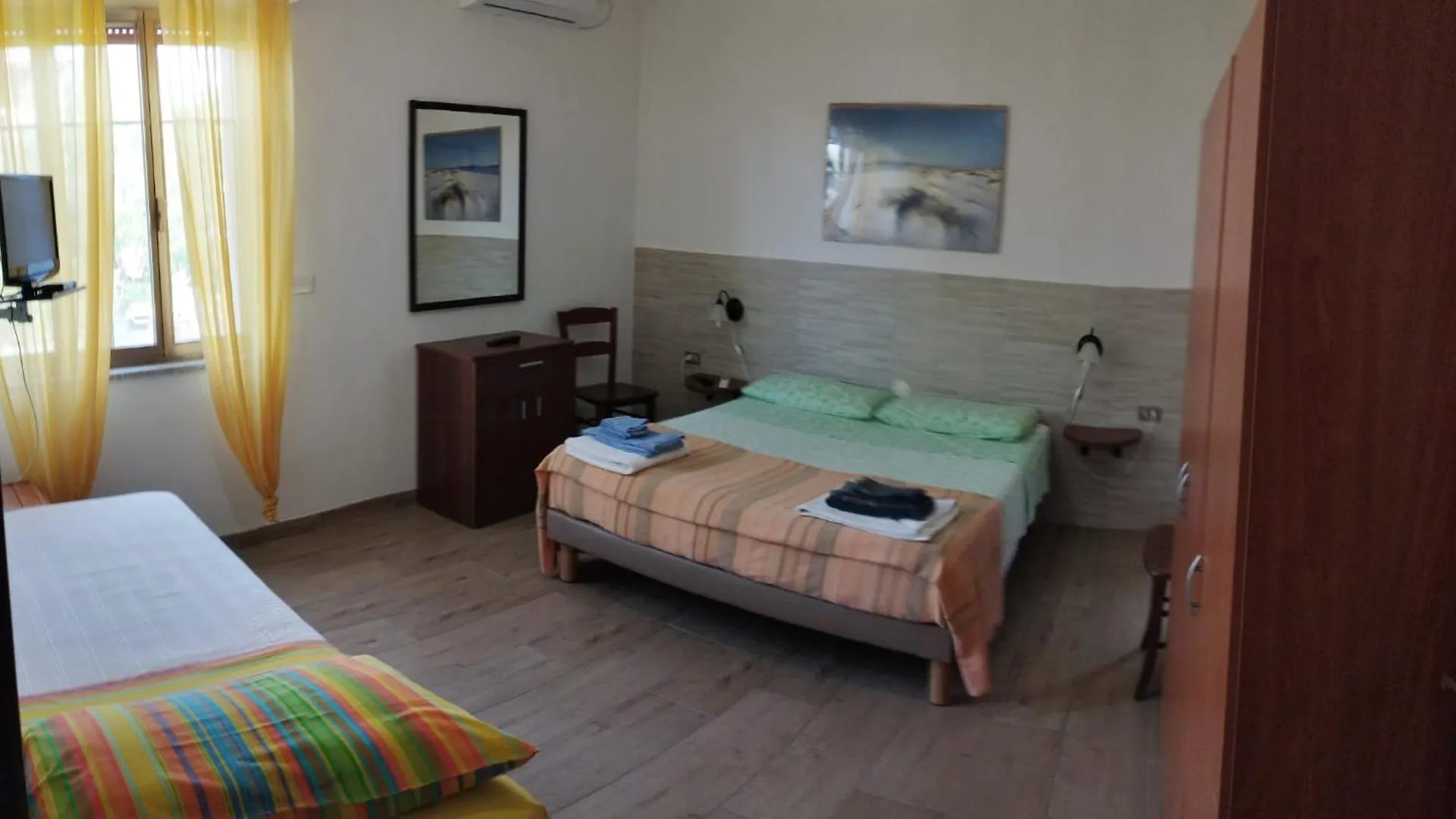 كاربونيا Casa Vacanze